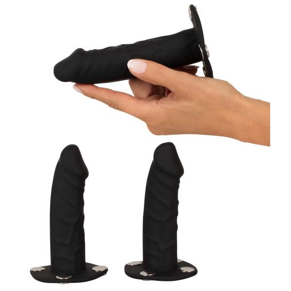 Bad Kitty - Dildo String - Voorbind Harnas - 3 Dildo's - Verstelbaar - Pu-leer - Zwart - Rood - Afbeelding 4
