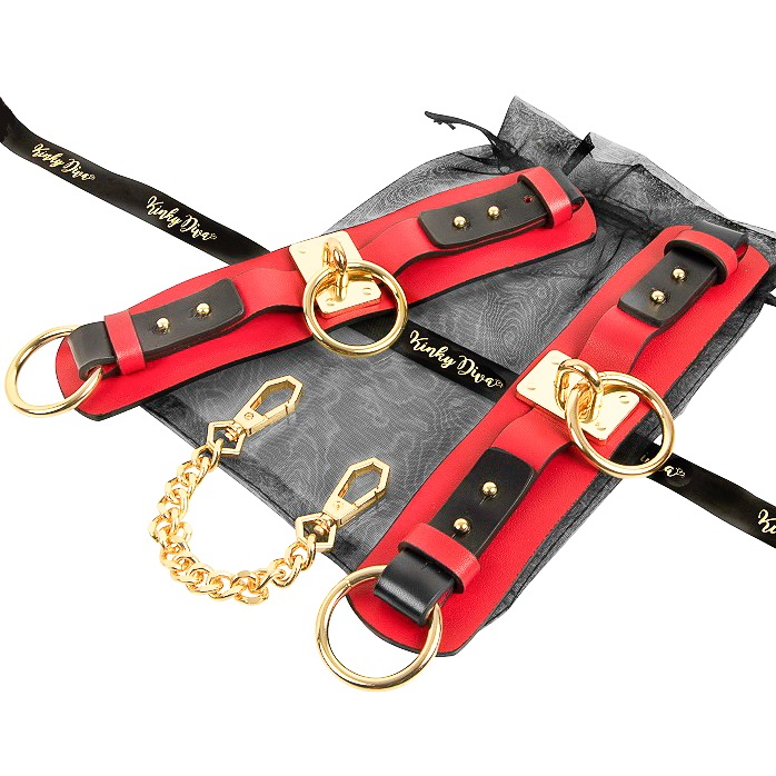 Kinky Diva - Arm Cuffs - Handboeien - BDSM - PU Leer - Rood - Goud - Afbeelding 4