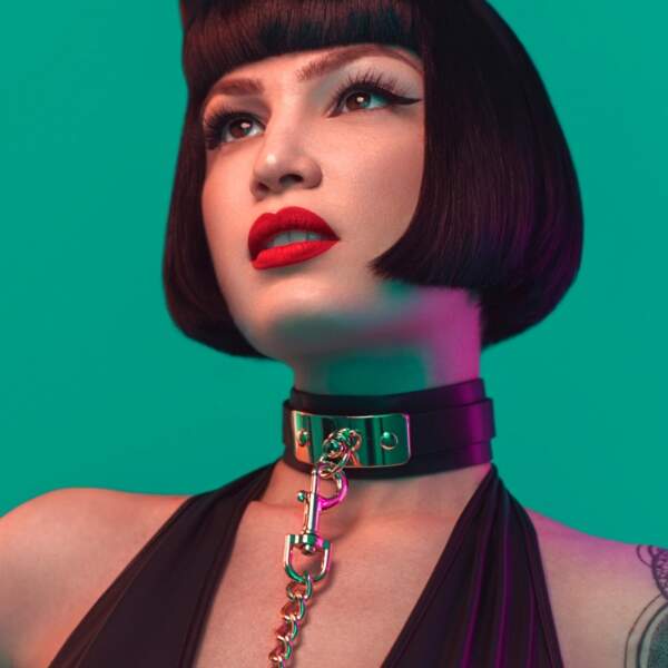 Kinky Diva - Vegas Sinners - Zwarte PU-leren Collar met O-ring en Gouden Leash - Afbeelding 8